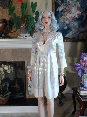 Diane von Furstenberg Ivory Metallic Silk Lurex Dress Size 2